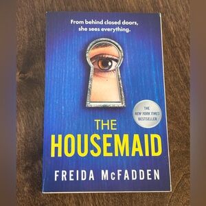 The Housemaid by Freida McFadden Book
